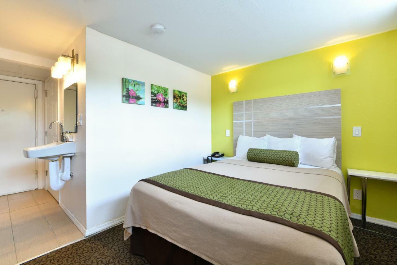Inn At Jericho Bagian luar foto
